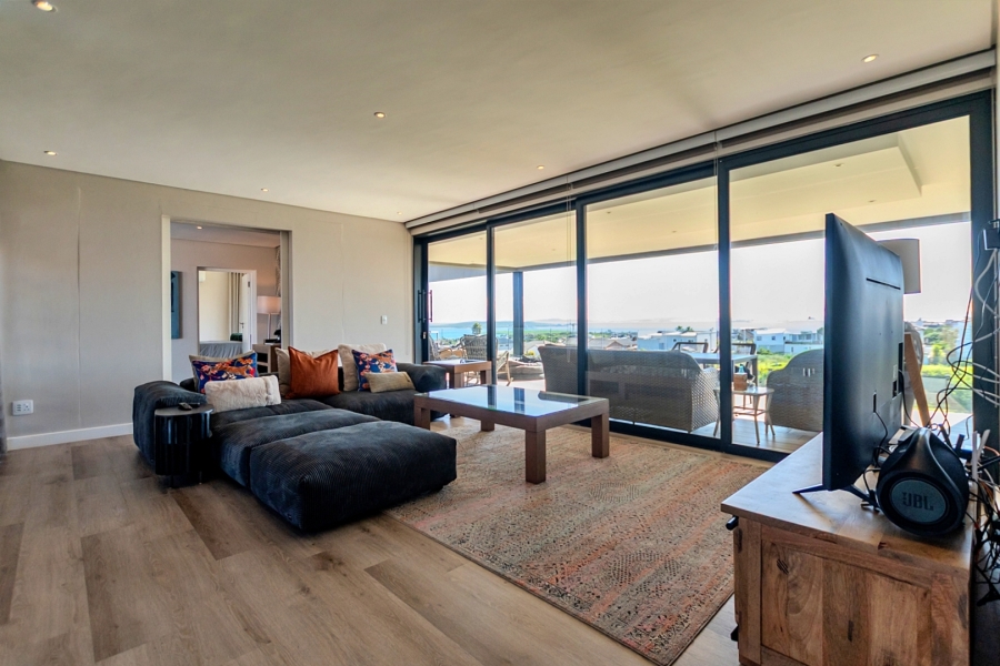4 Bedroom Property for Sale in Myburgh Park Western Cape